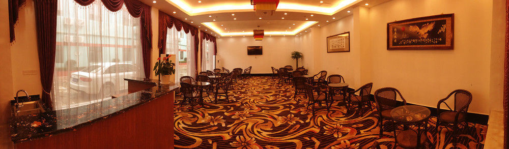 Shanghai Shuiting Holiday Hotel エクステリア 写真