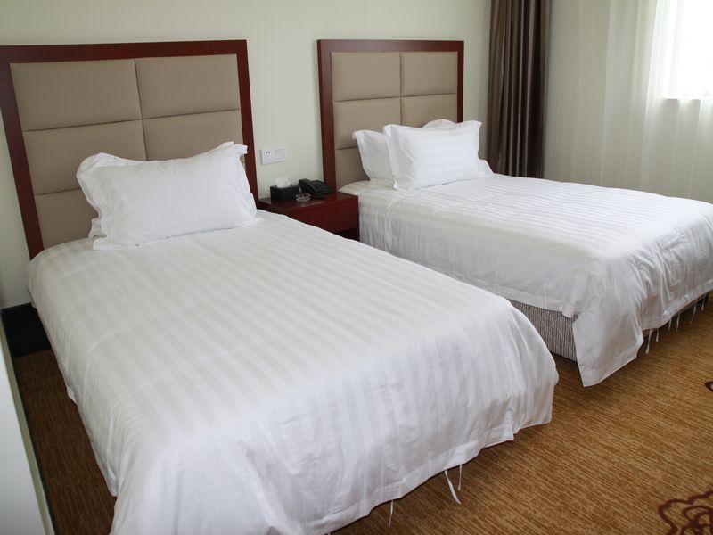 Shanghai Shuiting Holiday Hotel エクステリア 写真